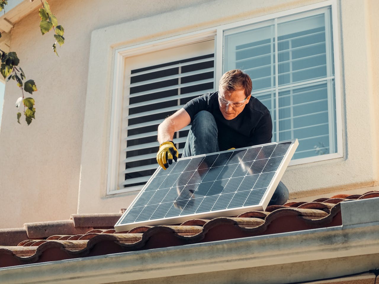 pexels-kindelmedia-solar-energy